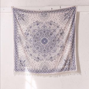 UO TAPESTRY